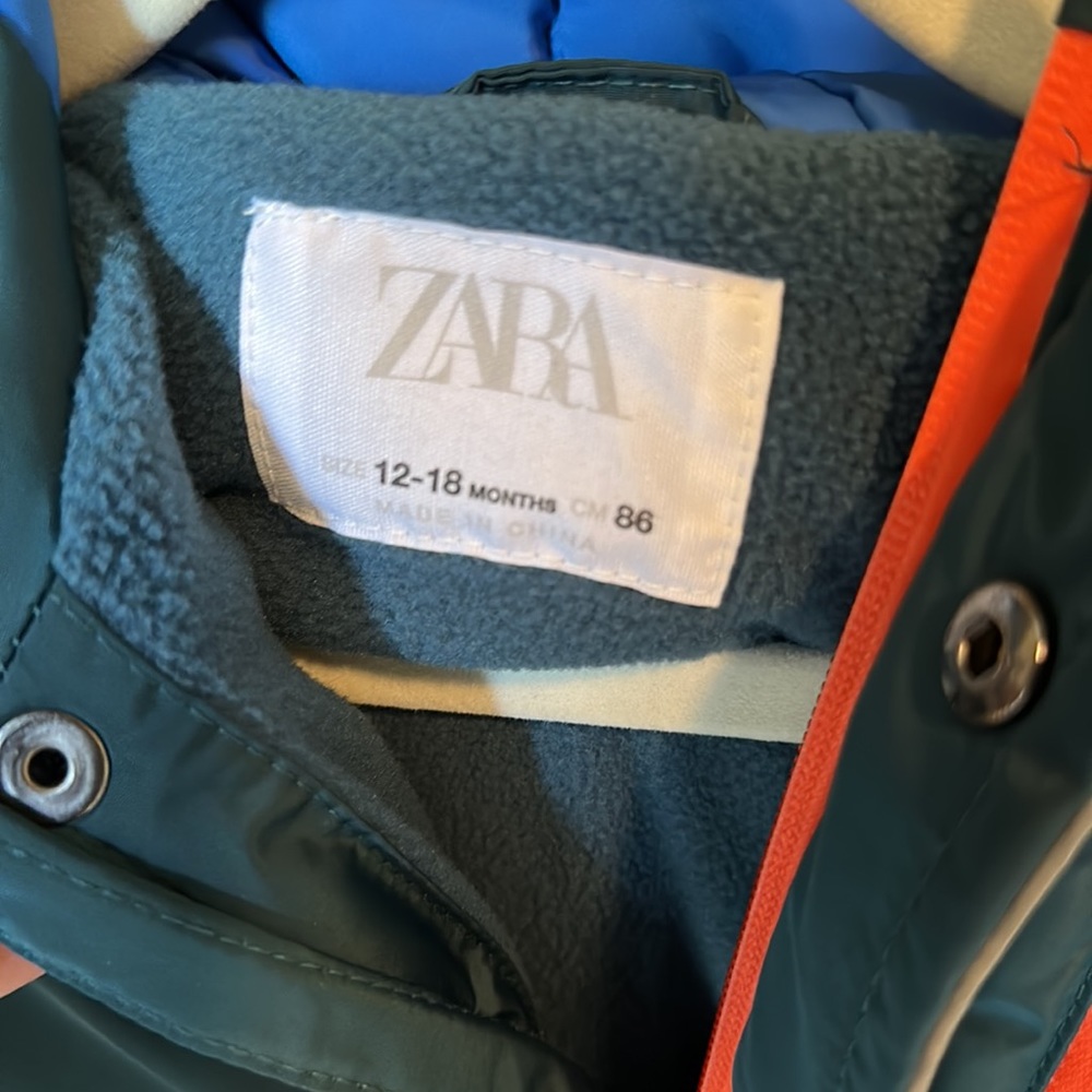 Zara snowsuit - Picture 3 of 3